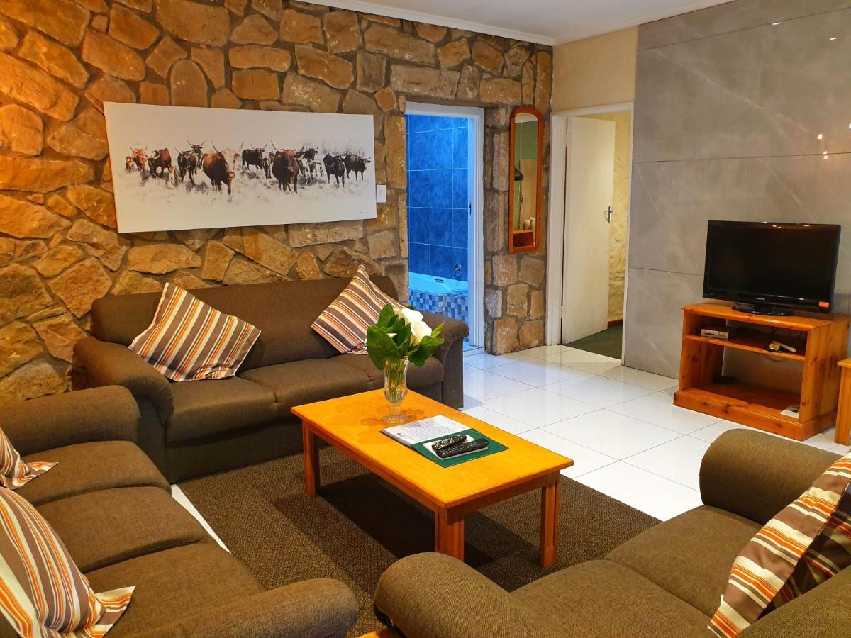 Gooderson Leisure Mountain View Cottages Self Catering And Timeshare Resort Drakensberg Garden Εξωτερικό φωτογραφία